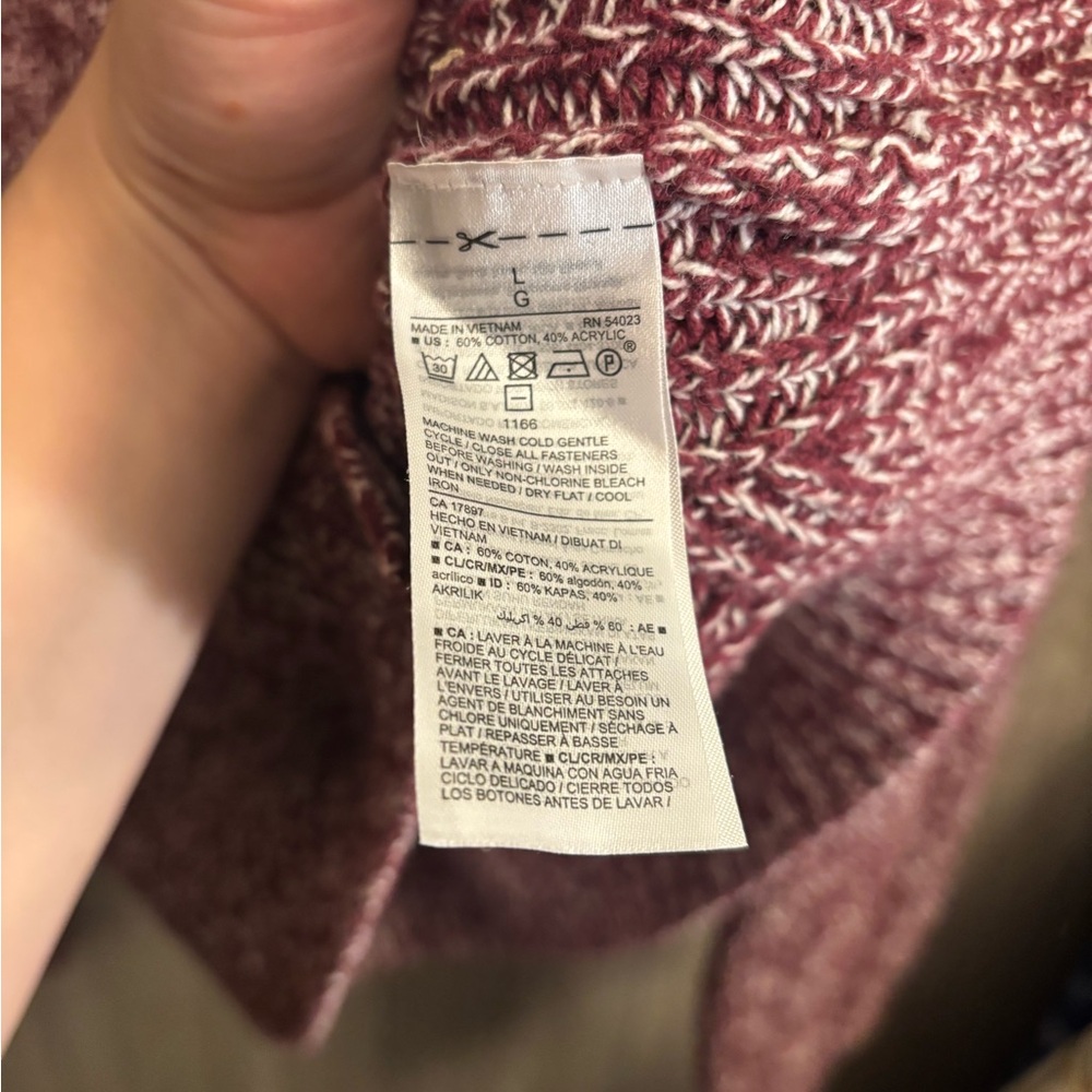 Old Navy Maroon Sweater - Picture 4 of 4